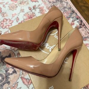 Christian Louboutin So Kate Heels